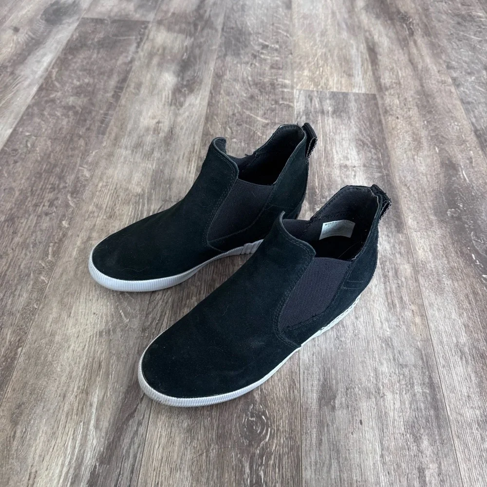 Sorel Out N About Slip-On Wedge II Black Suede Wedge Sneakers